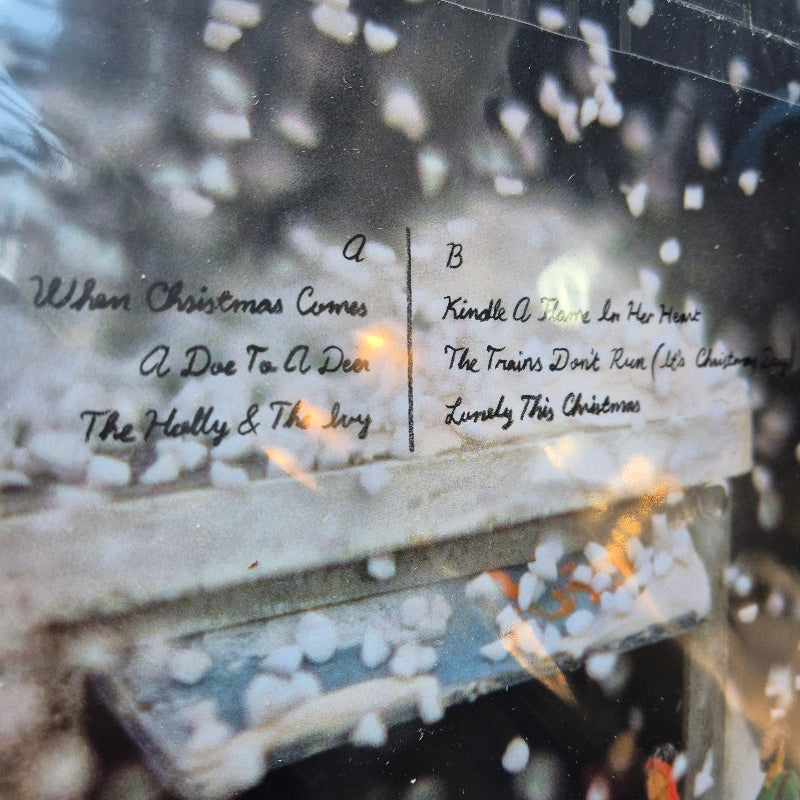 A Los Campesinos Christmas evergreen vinyl ep tracklist