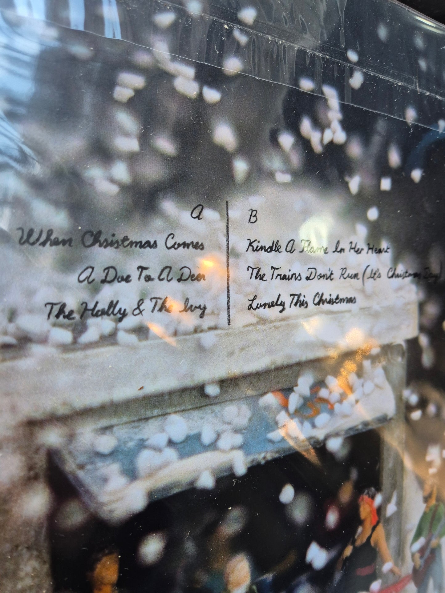 A Los Campesinos Christmas evergreen vinyl ep tracklist