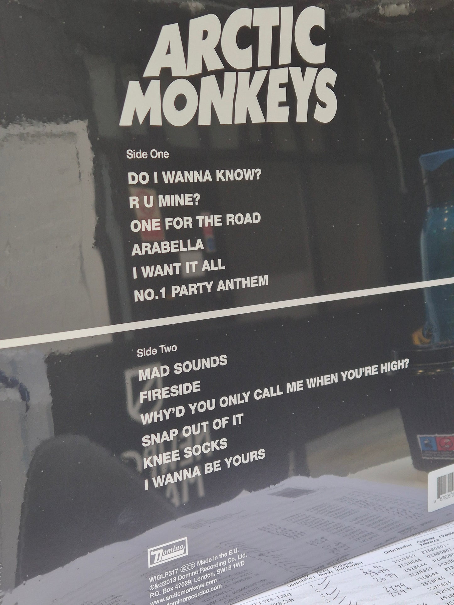 Arctic Monkeys - AM black vinyl LP tracklist